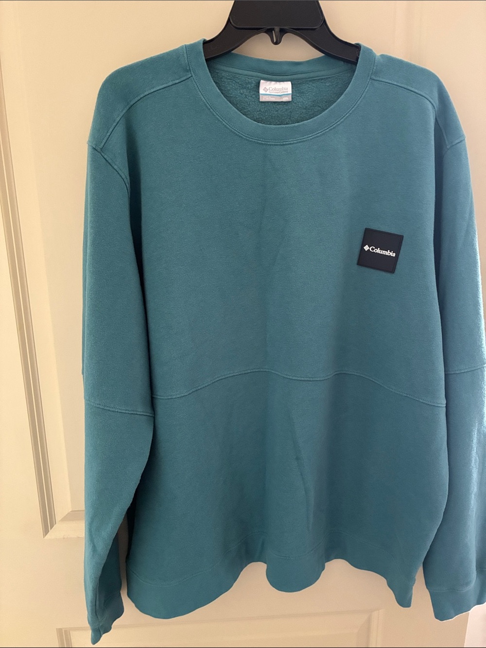 Columbia Men's Teal Blue Crewneck Sweatshirt